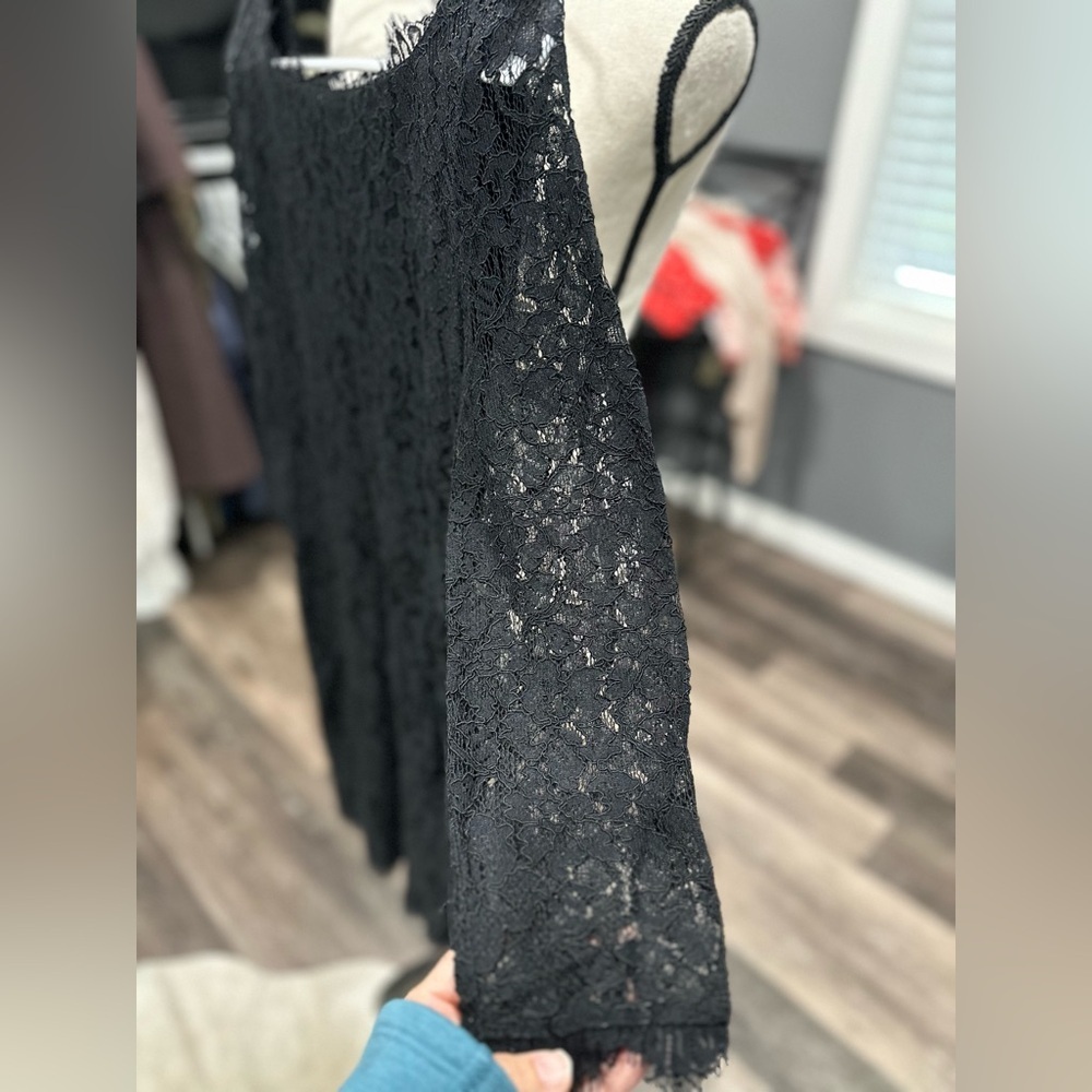 Diane Von Furstenberg Zarita BLack Mini Dress Floral Lace Size 4 Cocktail Party - Picture 3 of 7